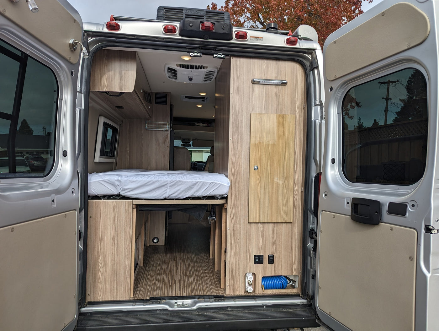  featuring a kitchenette — photo 10