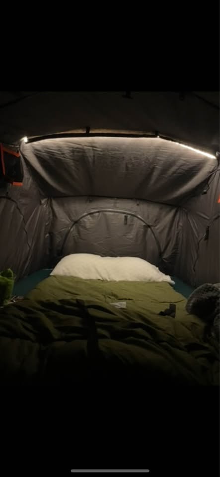 Almost Brand-New Roofnest Meadowlark Rooftop Tent in Tualatin, OR (photo 3) — photo 3