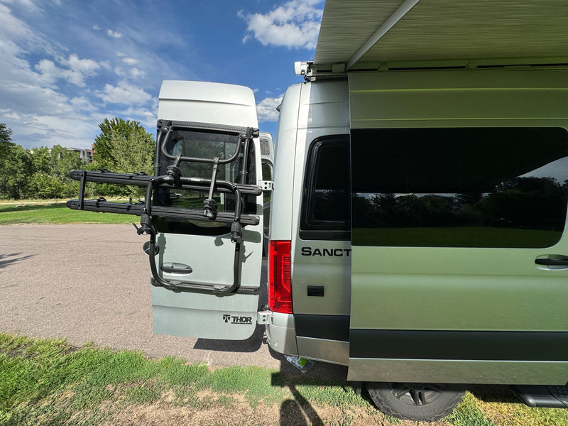 Newer Sprinter Van; TV; Indoor Shower; Luxury — photo 8