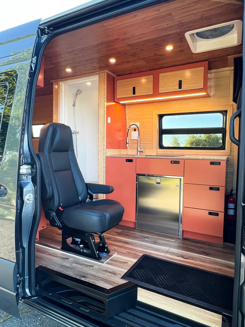 featuring a bright wooden interior — photo 6