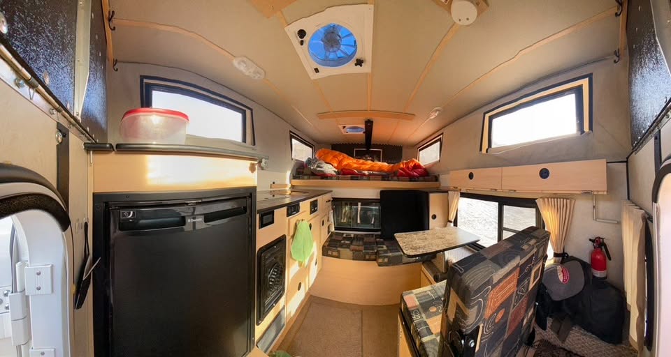 2015 Four Wheel Campers Hawk Slide In Camper 6.5’ Bed in Bountiful, UT (photo 9) — photo 9