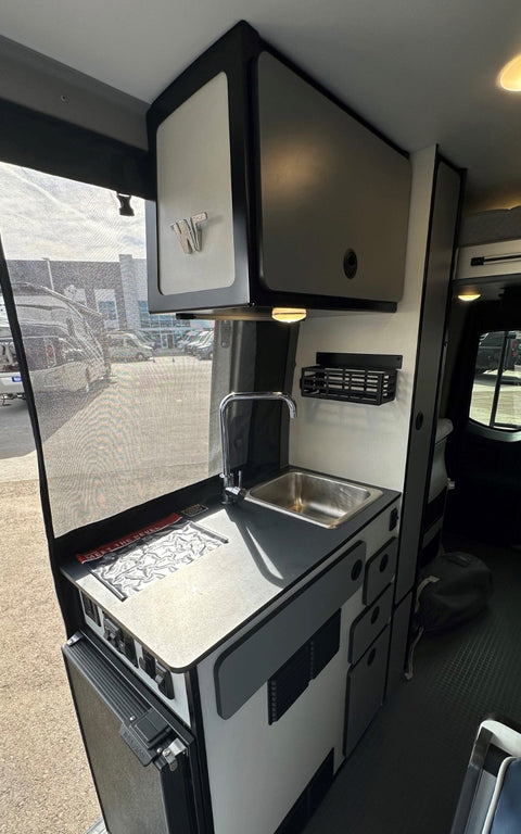 2025 Diesel Revel Sport - Big 5 Adventure Van — photo 5