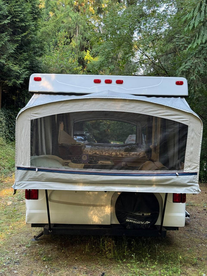 Spacious Folding Trailer With Everything You Need