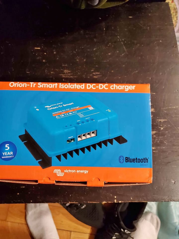 Victron dc to dc charger in Lake Stevens, WA (photo 1)