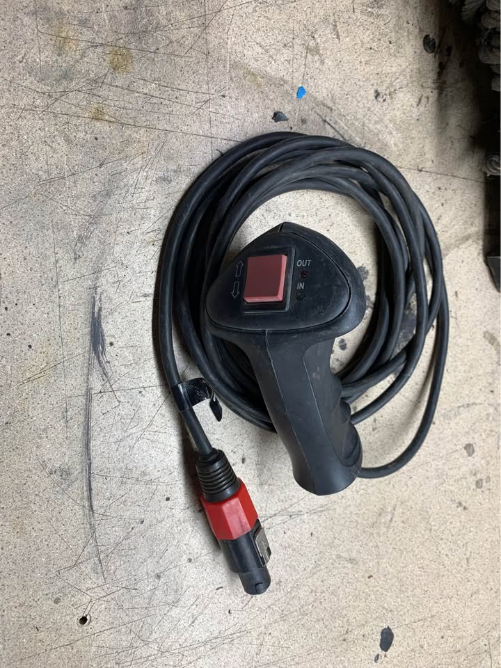 Smittybilt 10k lb winch in Kingman, AZ (photo 4) — photo 4