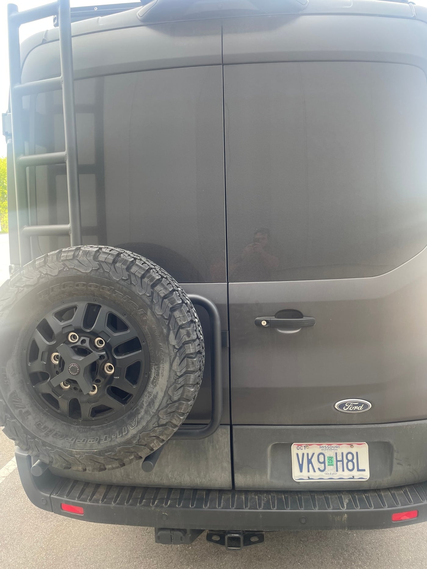  roof rack. Vandoit conversion.|Gray Ford Transit van with Missouri plate VK9 H8L — photo 3