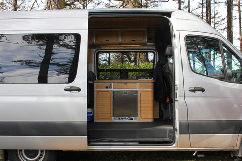 Snohomish - Mercedes Sprinter Full Camper (Seats 2) — photo 2