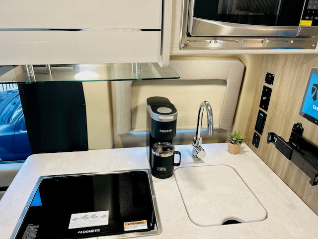 “Mjölnir” NEW Fully Contained OFF-Grid Camper Van! — photo 3