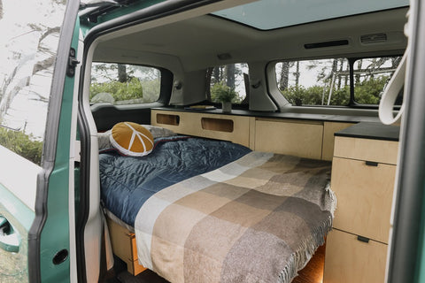 Volkswagen ID. Buzz Camper overland rental