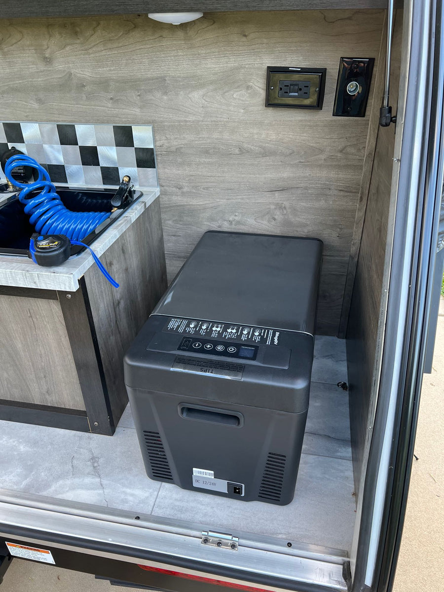  ample overhead storage