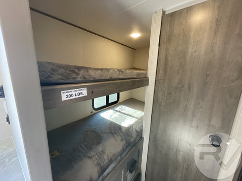 2021 Apex Tera Nano 15T Ultra Lite Travel Trailer — photo 3