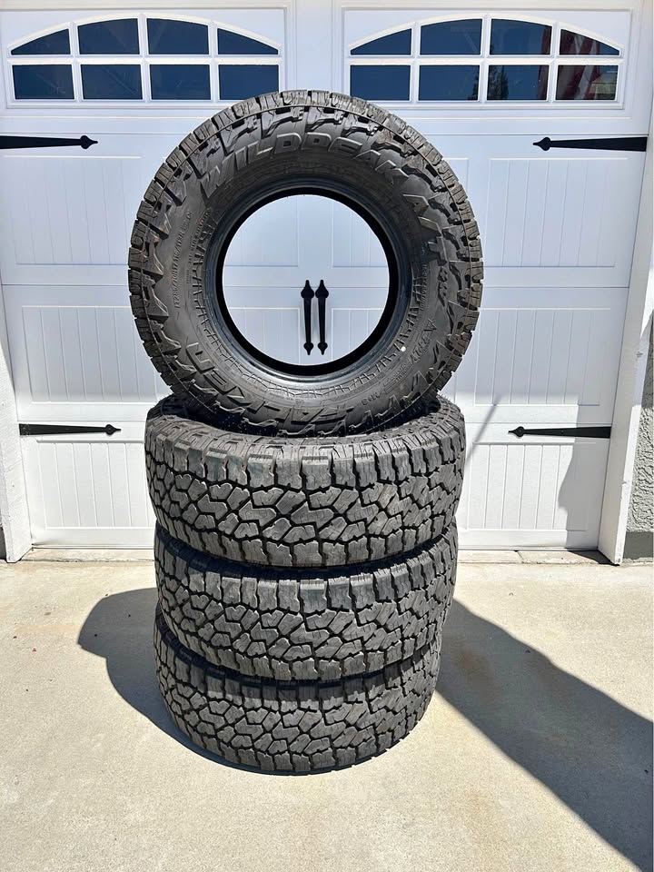 Falken Wildpeak A/T4W 285/70R17 in Escalon, CA (photo 1) — photo 1