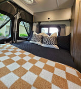adVANture in Marge the Mini Motorhome! 6 Seats