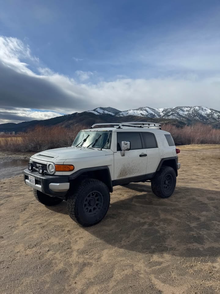 2012 Toyota FJ Cruiser · Sport Utility 2D in South Lake Tahoe, CA (photo 5) — photo 5