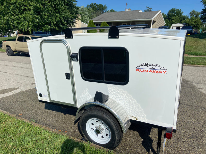 2021 Runaway Campers Rangerunner - Pets Welcome! — photo 17