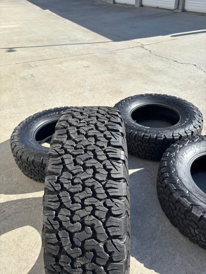 Bfgoodrich k02 (285/70R17) in Chula Vista, CA (photo 3) — photo 3