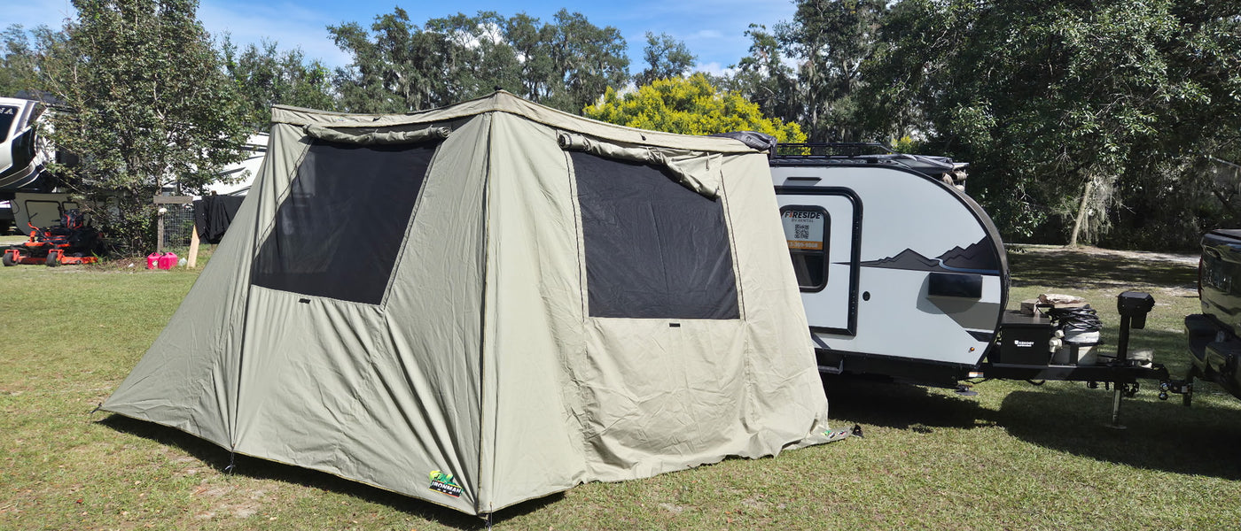  mossy campsite.|This RV rental features a convenient outdoor kitchen with a microwave