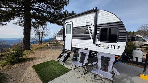 2025 Skybreaker Go Lite Light enough to tow with small SUV — photo 4