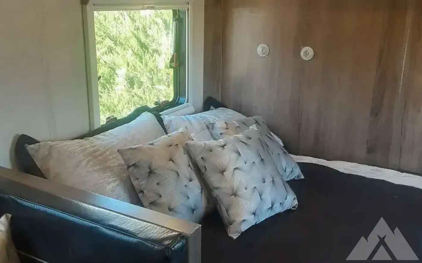 Xplorer X22 Off-Road Camp Trailer — used overland trailer for sale in Santaquin, UT (photo 5) — photo 5