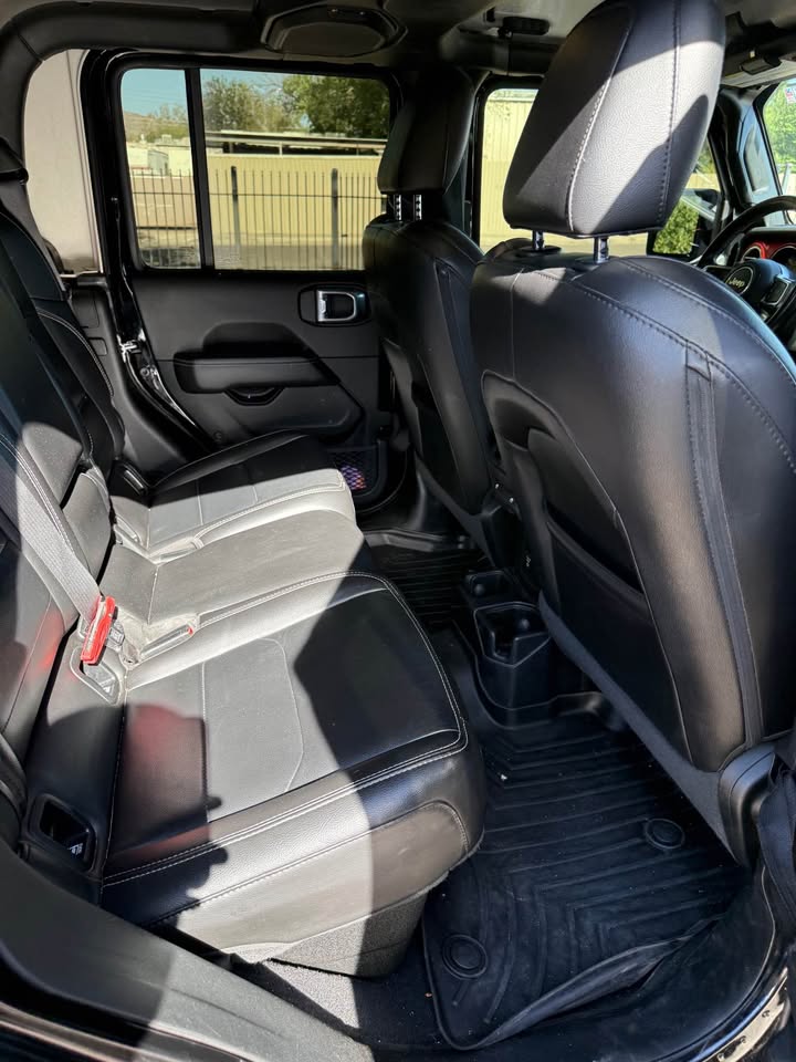 2021 Jeep Gladiator · Overland Pickup 4D 5 ft in Albuquerque, NM (photo 9) — photo 9