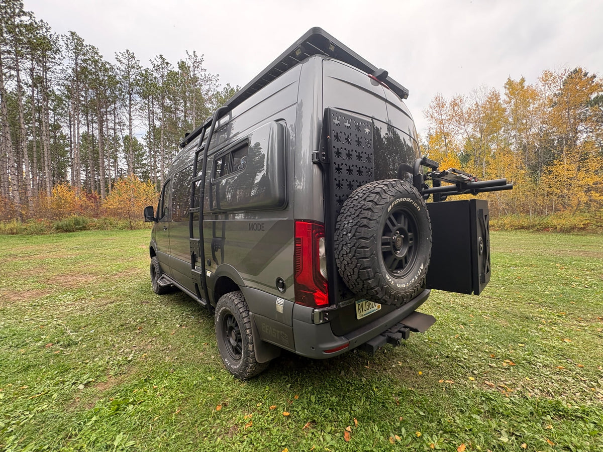  an off-road camper van — photo 10