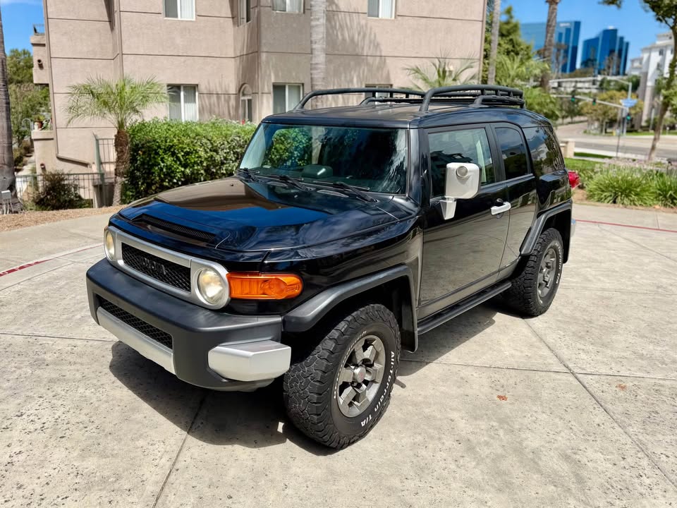 2007 Toyota FJ Cruiser · 4x4 TRD Special Edition in San Diego, CA (photo 10) — photo 10