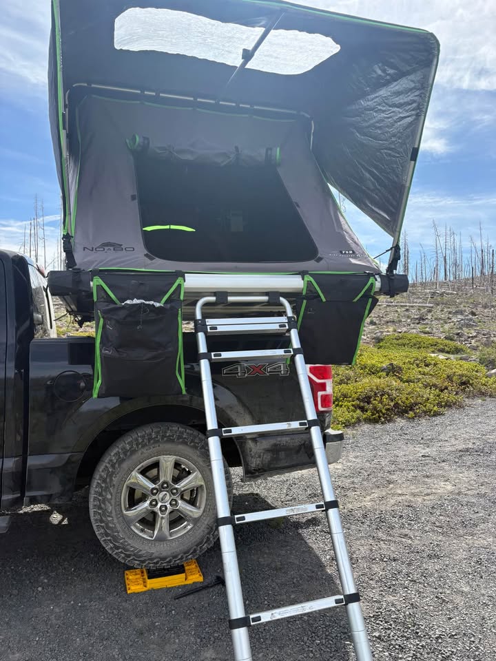 Rooftop tent — photo 3