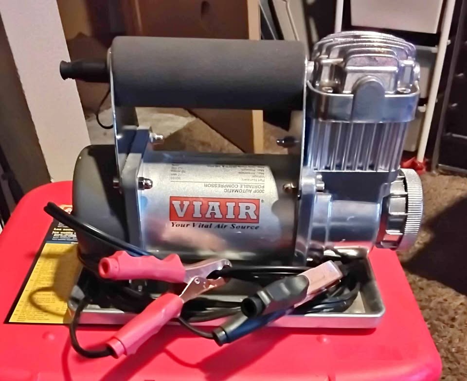 VIAIR 300P Automatic Portable Compressor in Auburn, WA (photo 1)