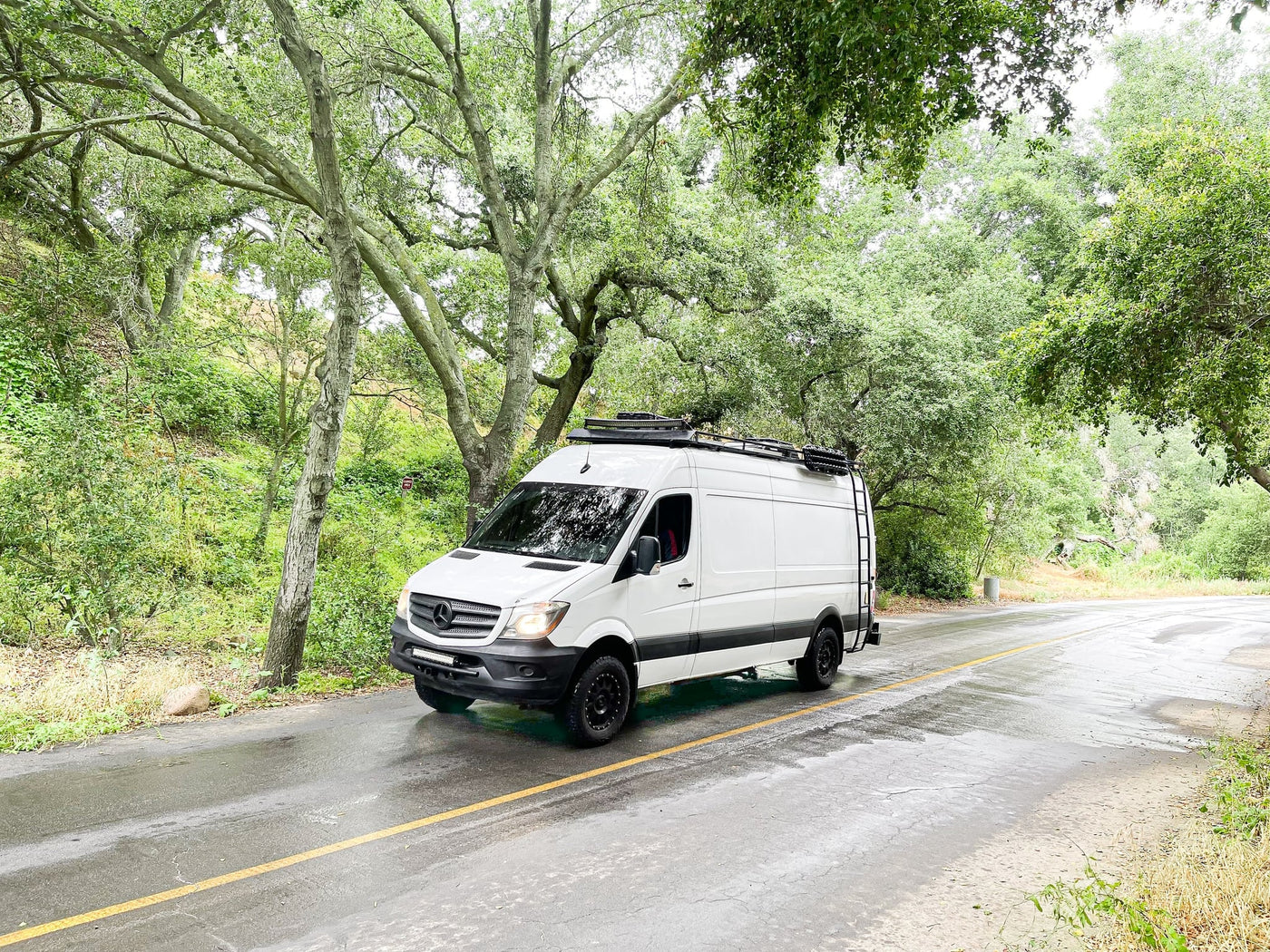 White Mercedes Sprinter rv rental — photo 1