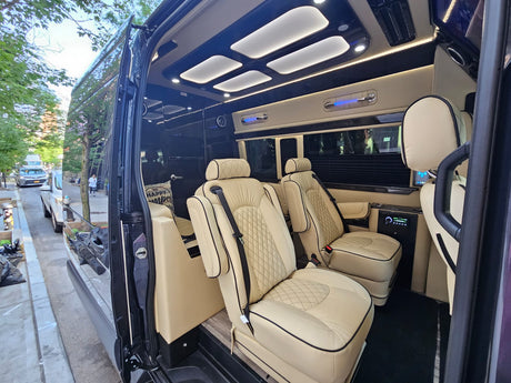 (Luna) MAD-Daycrusier Luxury 8 Passengers