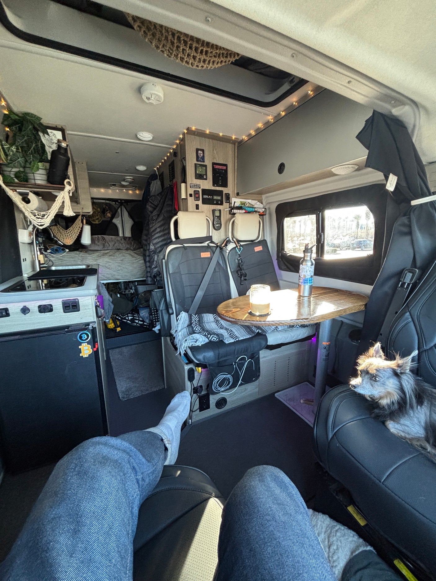2022 Winnebago Solis 59P cozy class B camper van/RV