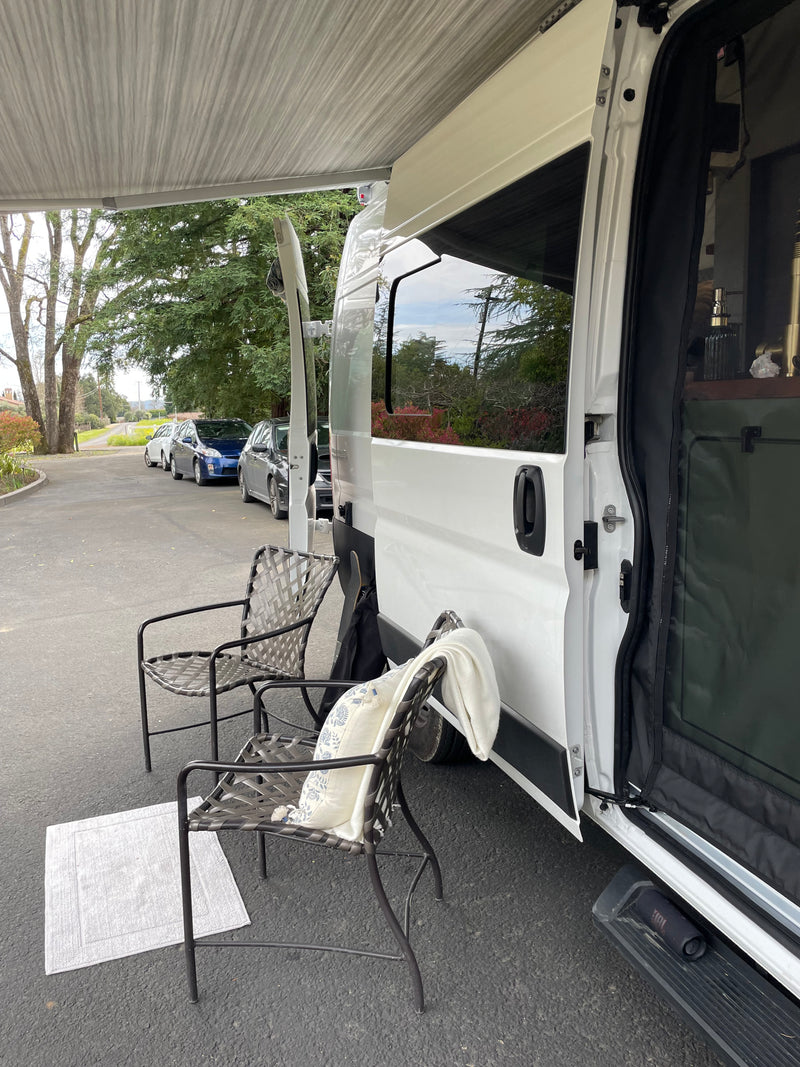 WanderNest — Seats 3, Luxury, Fully loaded. Ready for adventure — photo 19