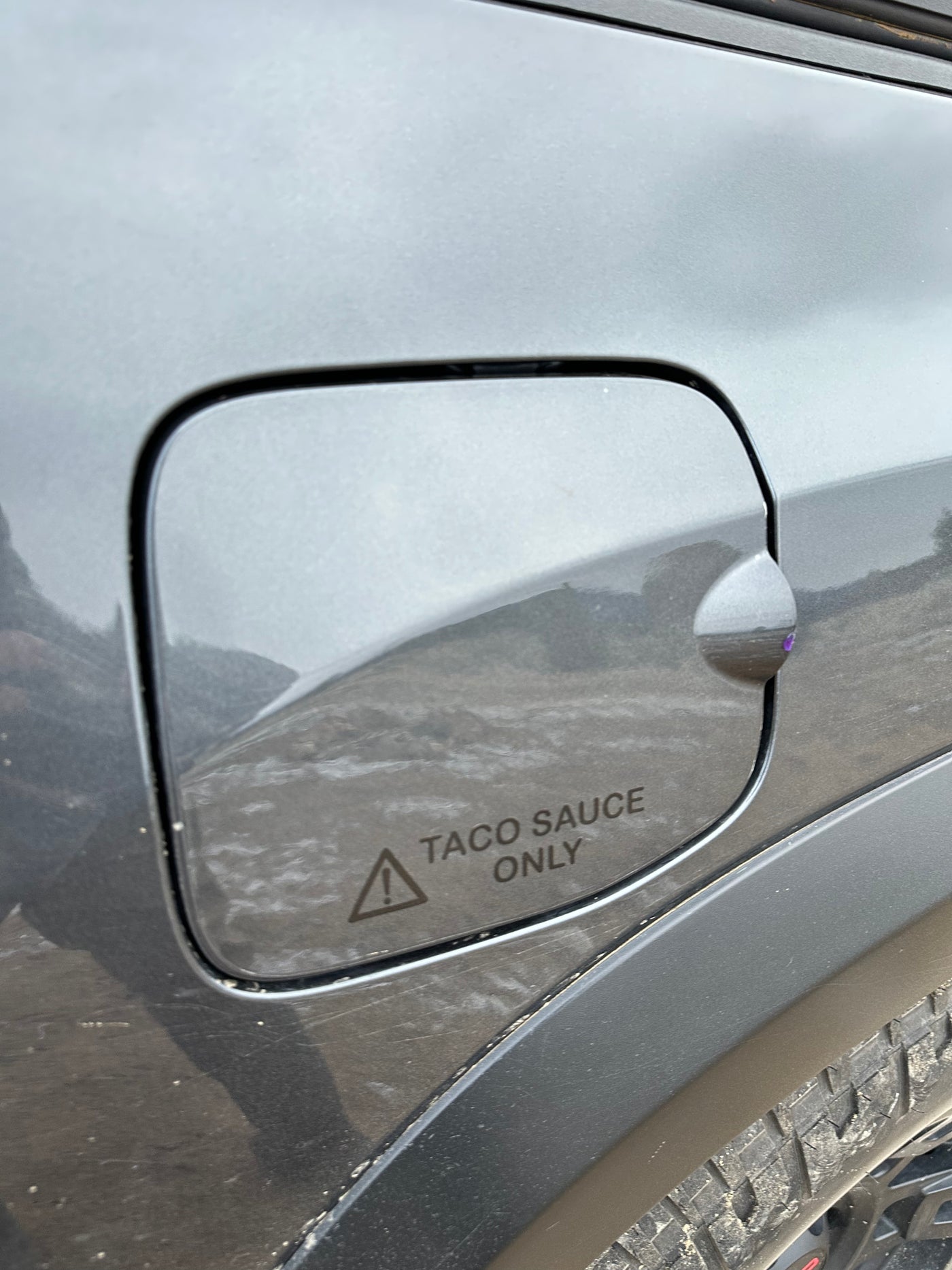 2023 Toyota Tacoma with Alu-Cab Contour Canopy 6ft bed — photo 6