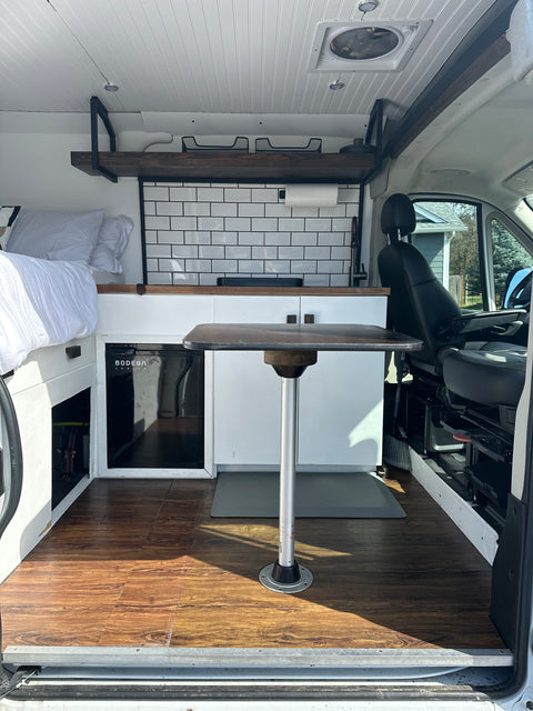 Meet Mona – Your Simple, Cozy, Adventure-Ready Camper Van — photo 4