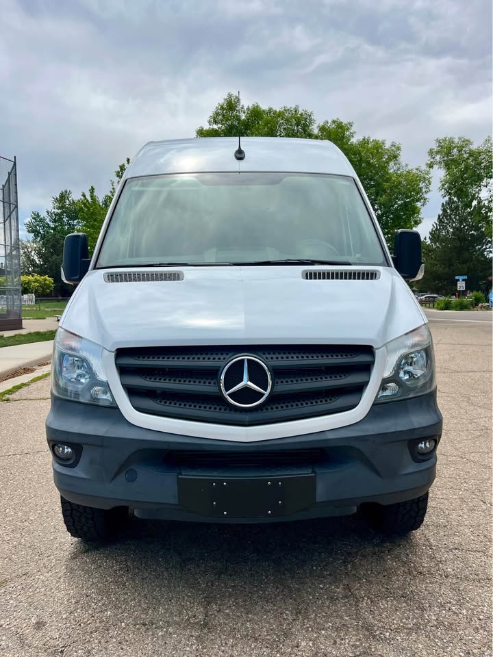 2018 Mercedes-Benz sprinter 2500 high roof 170” 4x4 in Denver, CO (photo 3)