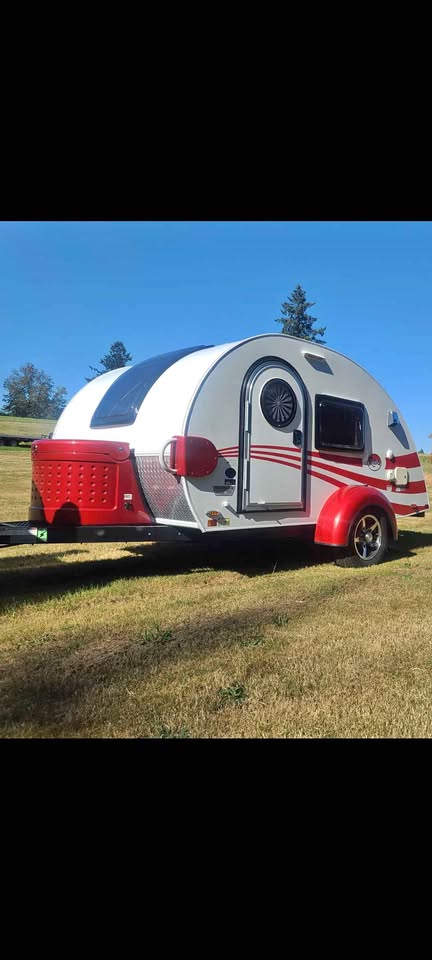 2017 NuCamp T@g XL MAX