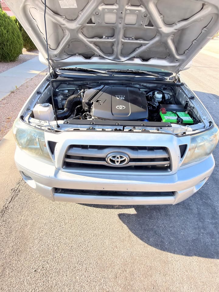 2010 Toyota Tacoma in Tucson, AZ (photo 9) — photo 9