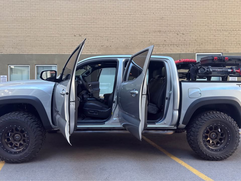 2023 Toyota Tacoma Double Cab · TRD Off-Road Pickup 4D 5 ft in Denver, CO (photo 9)