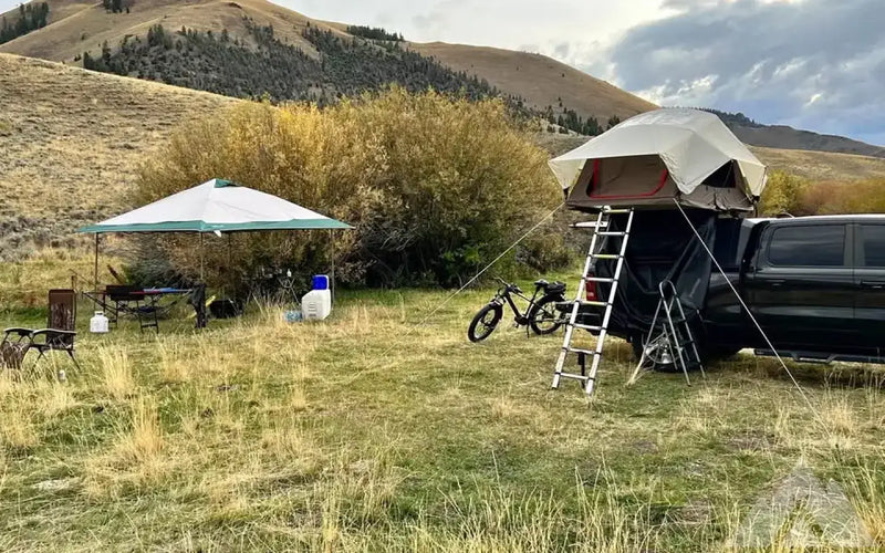 Yakima Skyrise Rooftop tent — used rooftop tents for sale (photo 2) — photo 2
