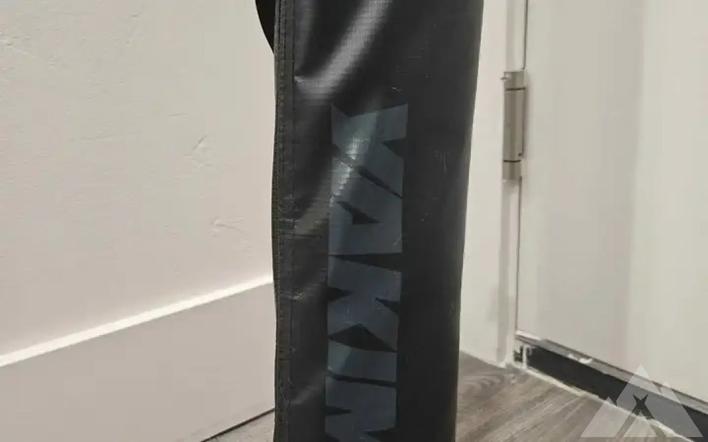 Yakima SlimShady Awning 8' — used camp awnings for sale (photo 2)