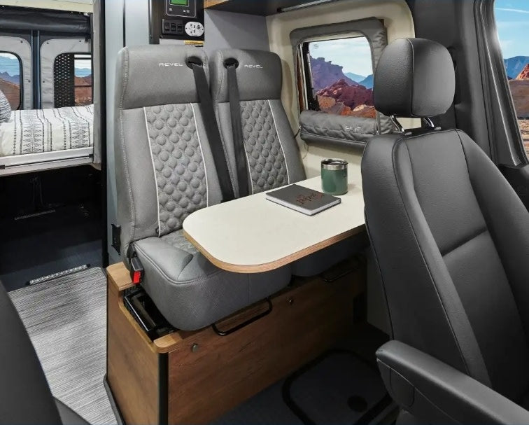 2025 AWD Winnebago Revel 44E "Elroy" Unlimited Miles Montana +  Starlink — photo 8