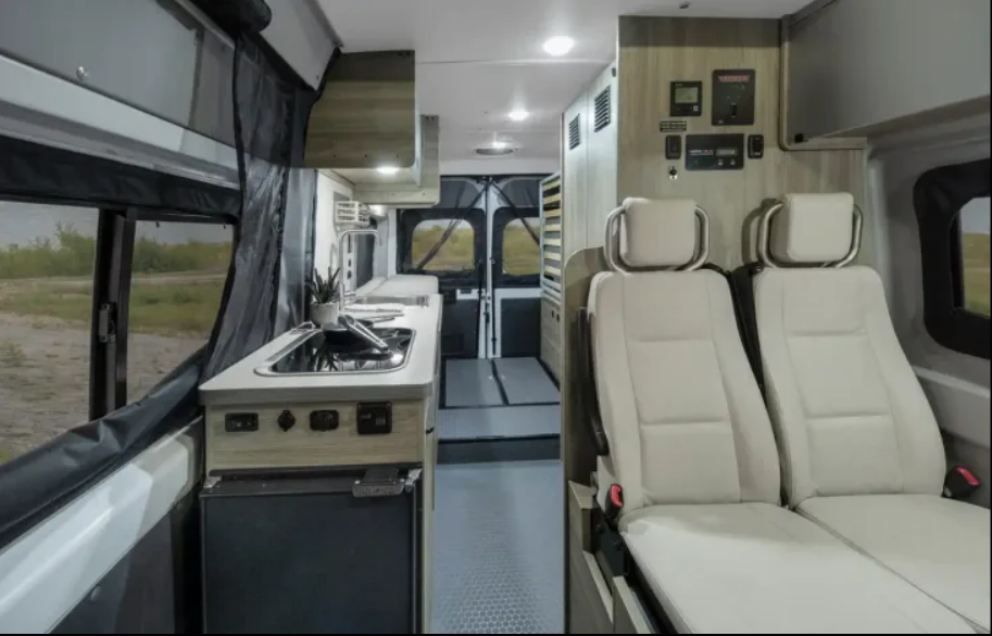 2021 Winnebago Solis 59PX — photo 20