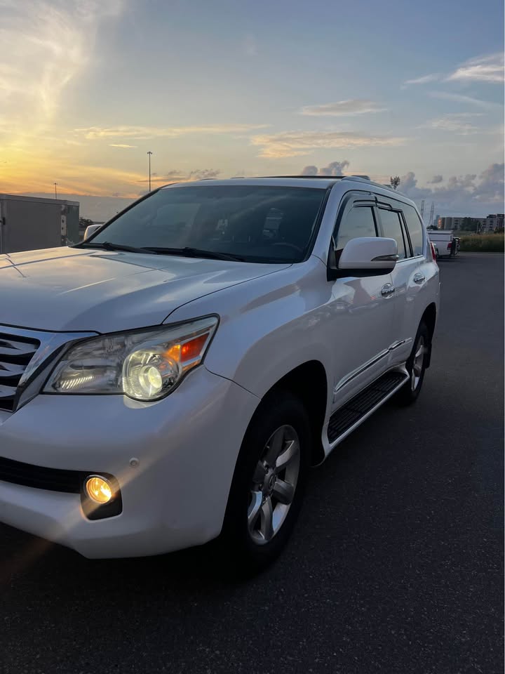 2012 Lexus gx460 in Vaughan, ON (photo 4)