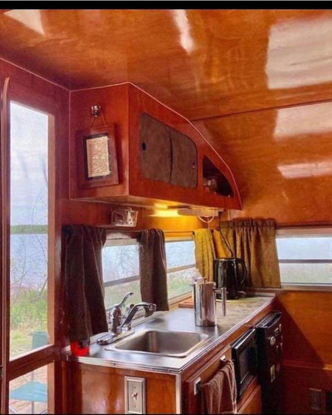 1978 Play-Mor vintage camper. overland rental