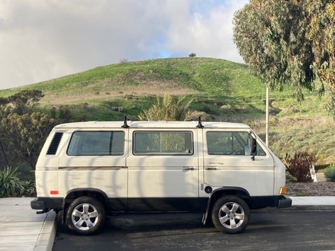 "Dog Patch" 1987 Volkswagen Vanagon - Manual Shift overland rental