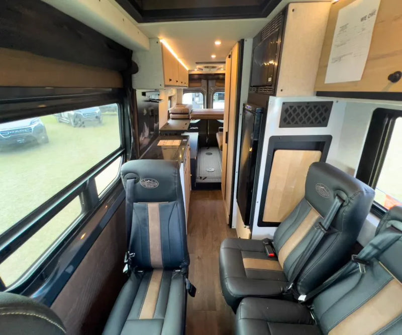2026 Storyteller Overland CREW MODE CREW-AWD 0 Miles in Phoenix, AZ (photo 6) — photo 6