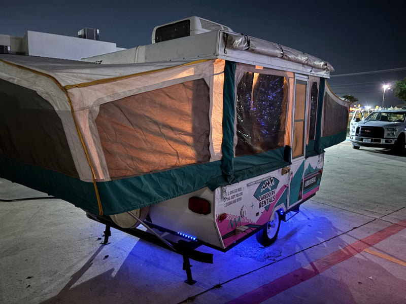  ready for adventure.|A vibrant pop-up RV rental — photo 5