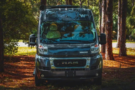 "Lux" 2022 Winnebago 59G, Fully Contained OFF Grid Capable! Air Conditioned