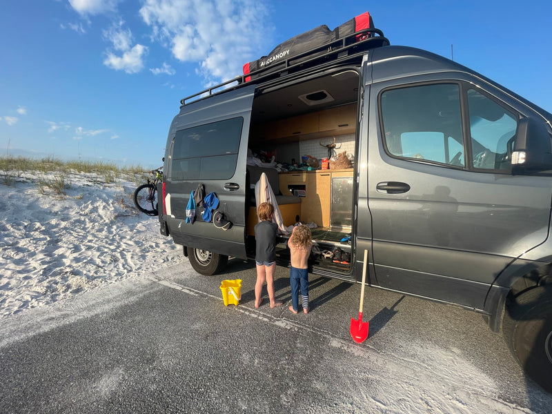  ideal for travel.|Two boys wake up cozy in their RV rental bed — photo 9