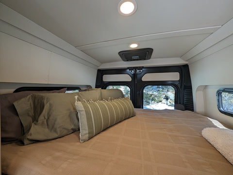 Luxury 4 Season Off Grid Camper Van — photo 5